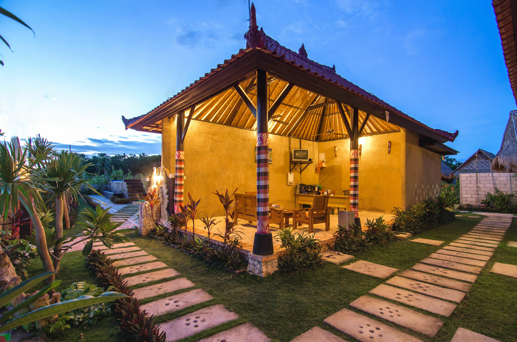Sedok Jineng Villa Nusa Lembongan  Exterior photo
